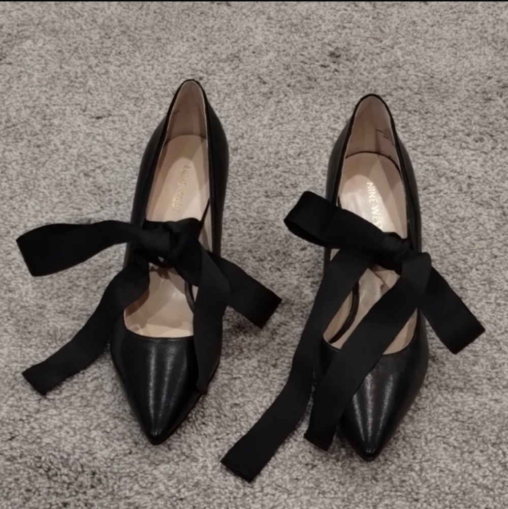 Nine West Black Heels with Ribbon Accent - Picture 1 of 6
